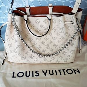 LOUIS VUITTON BELLA TOTE MAHINA LEATHER